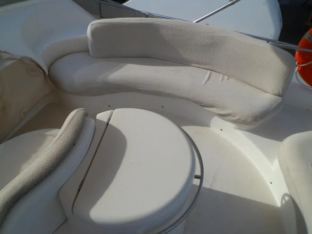 Hotel La Gavina Boat Barcelona
