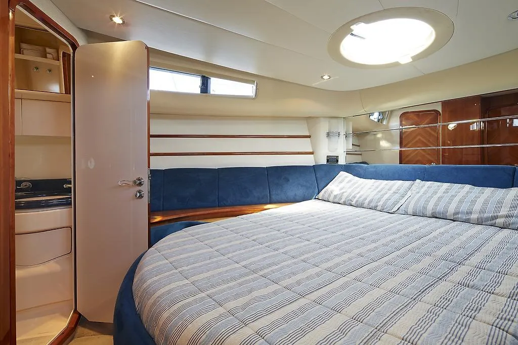 La Gavina Boat Hotel Barcelona 0*,  Spain