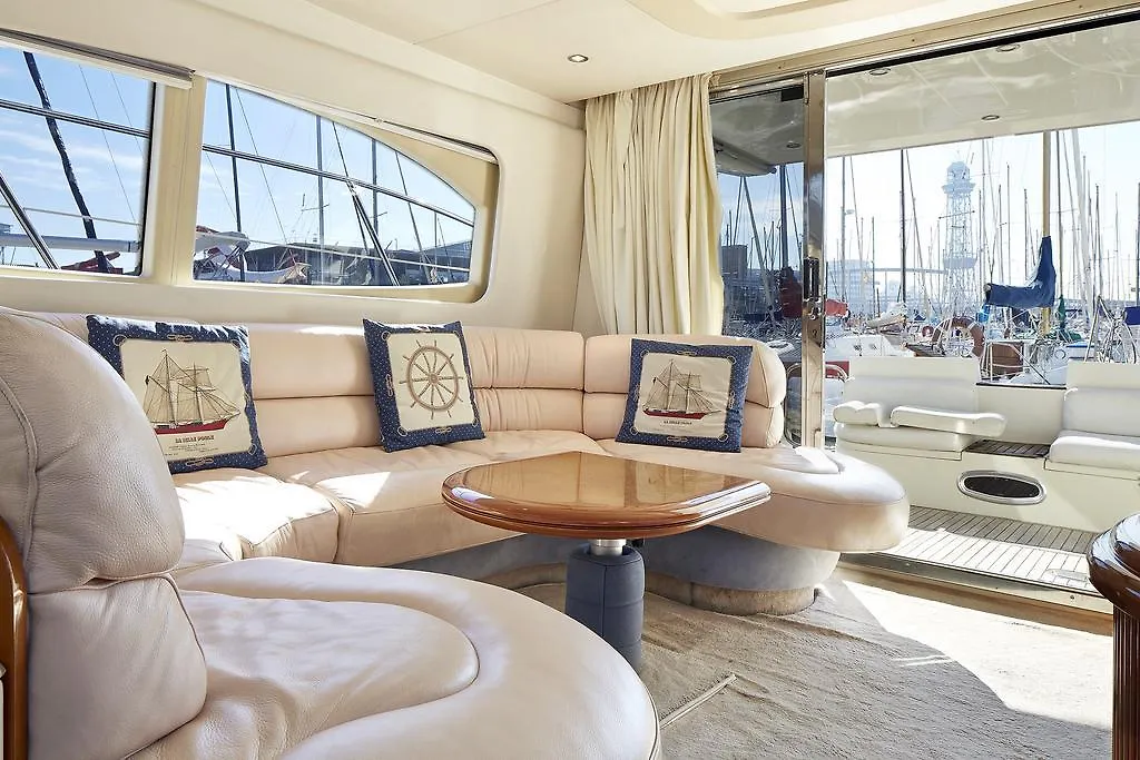 La Gavina Boat Hotel Barcelona 0*,