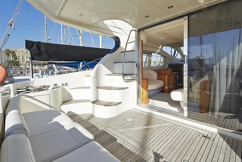 La Gavina Boat Hotel Barcelona Botel