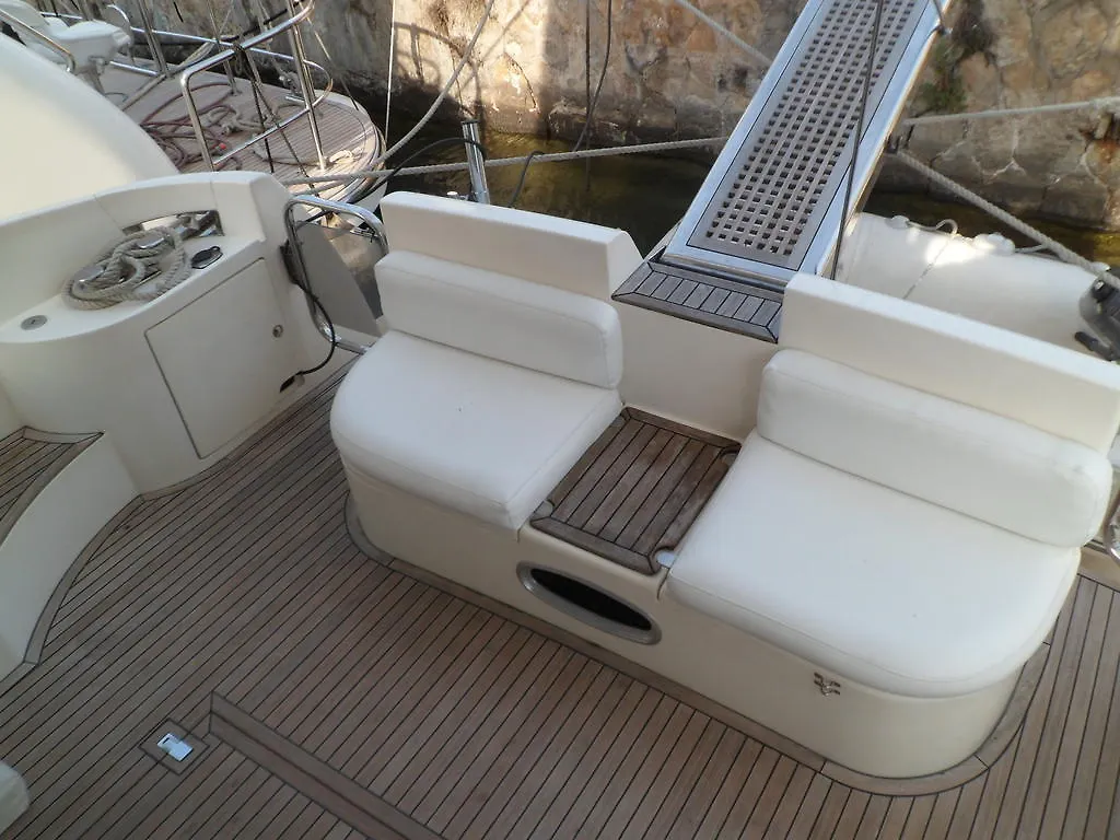 La Gavina Boat Hotel Barcelona 0*,